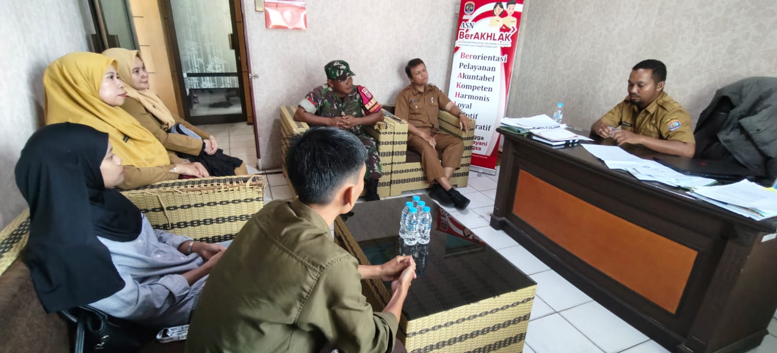 Koordinasi Persiapan Penerimaan Mahasiswa KKN UBT dan UGM Yogyakarta Di Kelurahan Juata Permai